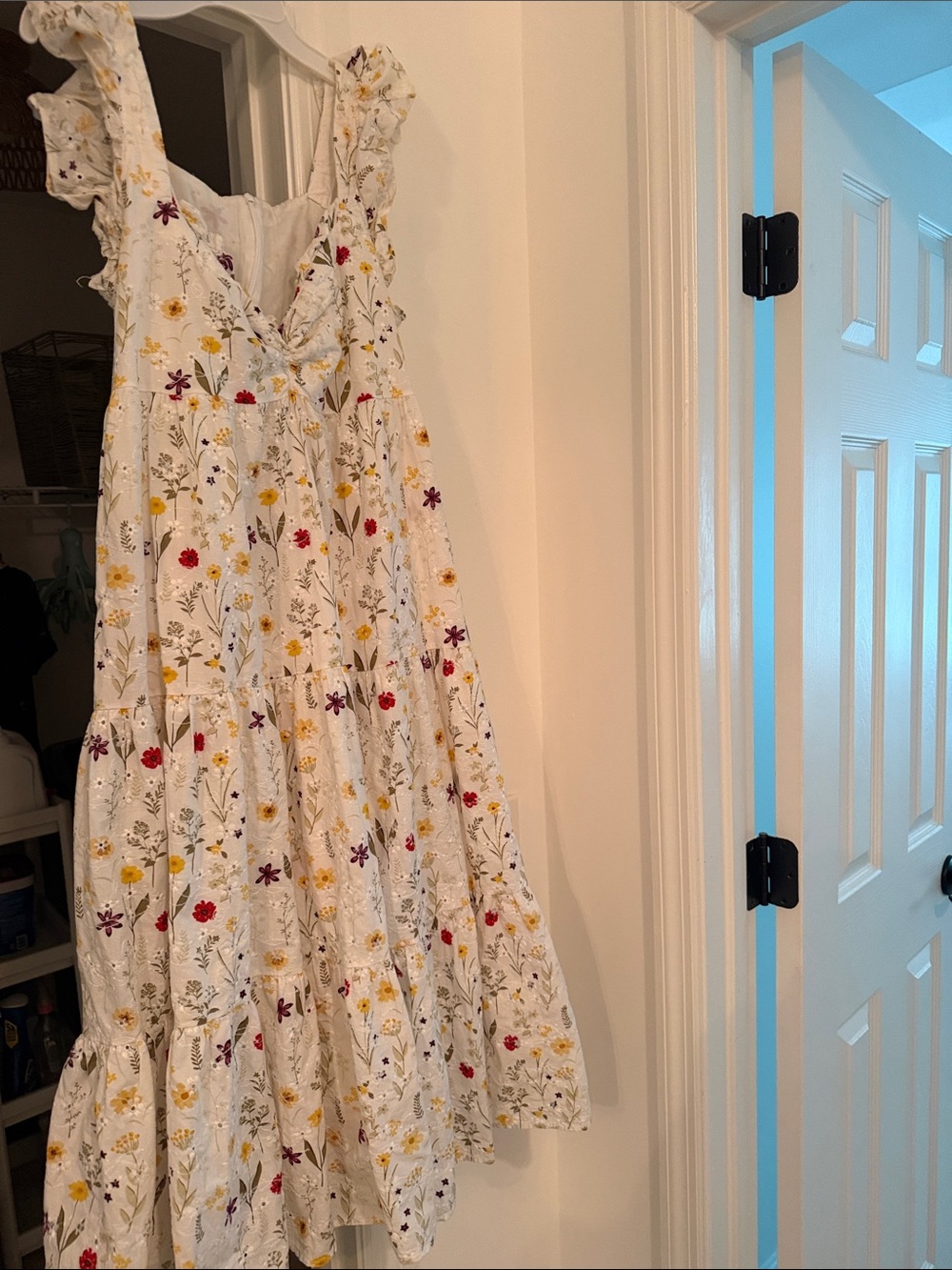 En saison Floral eyelet Tiered Sundressw - Lightweight Summer Dress